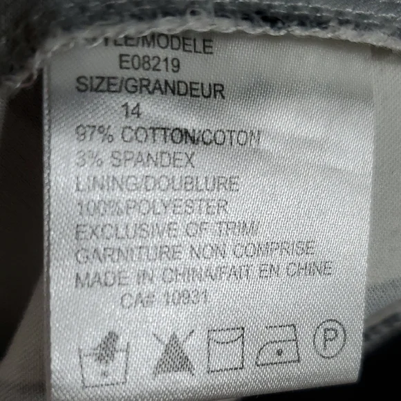 Chic Abstract Patterned Midi Dress - Picture 5 of 5